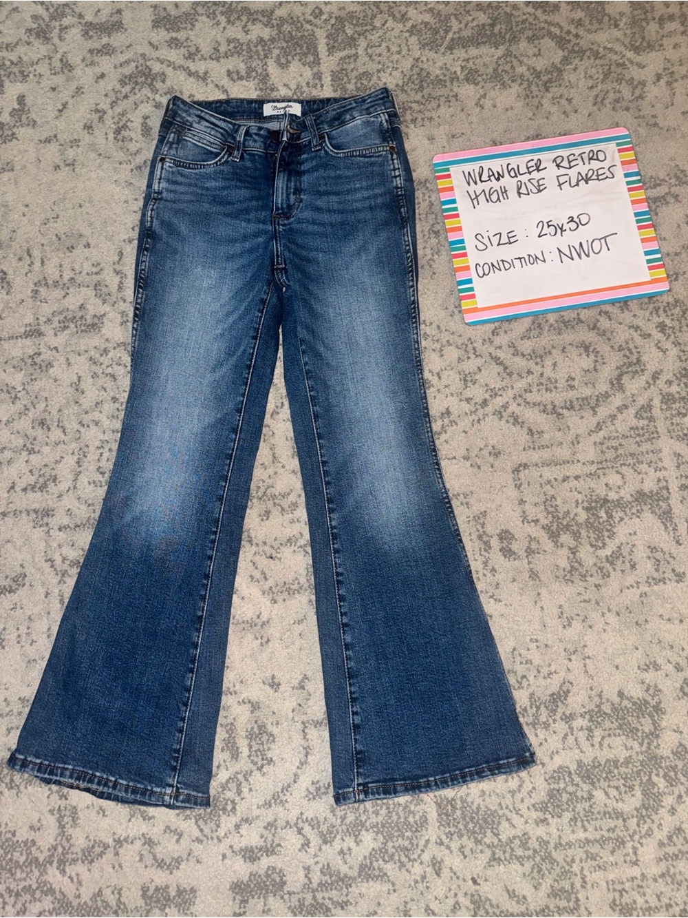 Wrangler Retro High-Rise Flare Jeans - Medium Blue 25x30